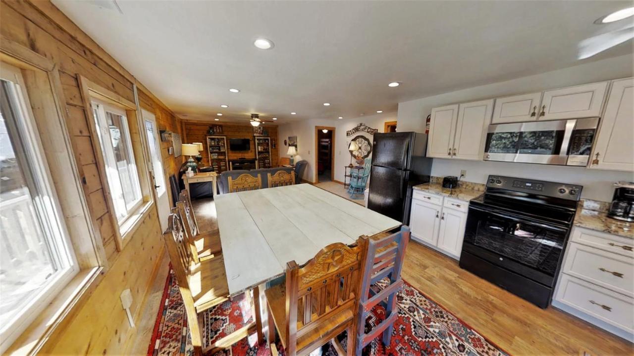 Bearfoot Bungalow Red River Εξωτερικό φωτογραφία