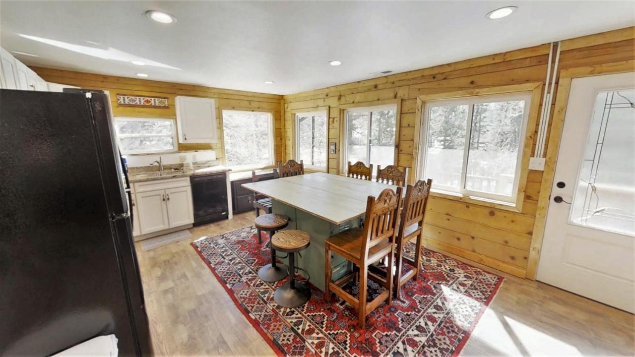 Bearfoot Bungalow Red River Εξωτερικό φωτογραφία